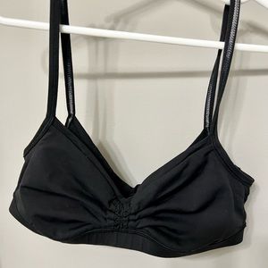 Black lululemon sports bra